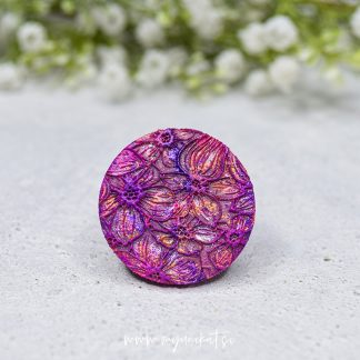 P580a_okrogel-rocno-izdelan-unikatni-prstan-nakit-Myunikat_TjasaVodeb-fimomasa-viola-roza